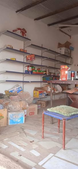 Shop for rent — 4