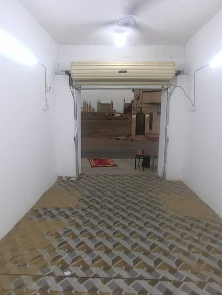 محل للإيجار - بورتسودان - المطار — 2