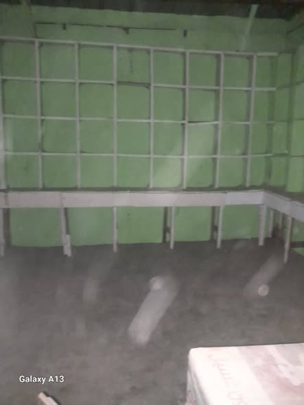 Shop for rent — 5