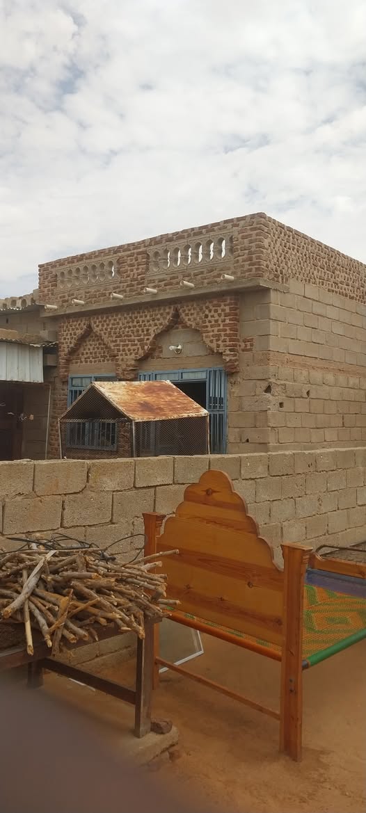 بيت للبيع - الأبيض