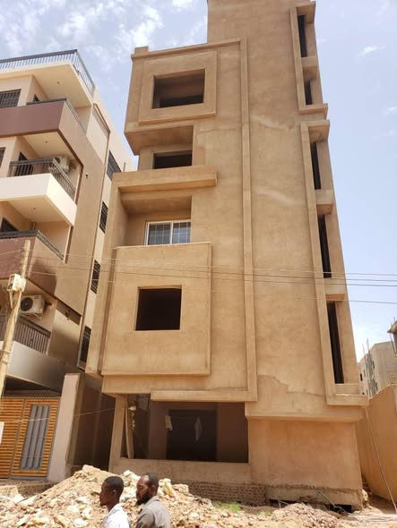 Building for sale — 4