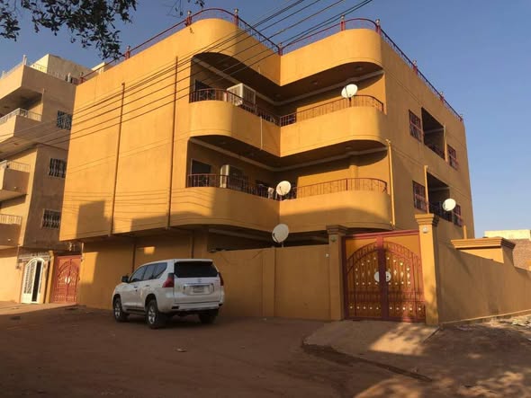 Building for sale — 2