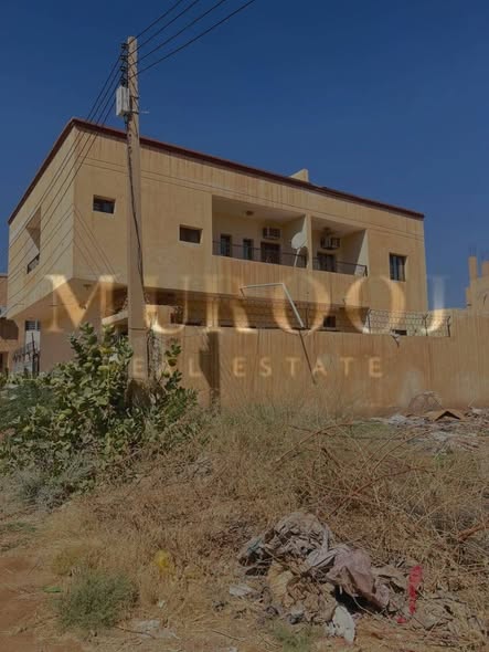 Building for sale — 5