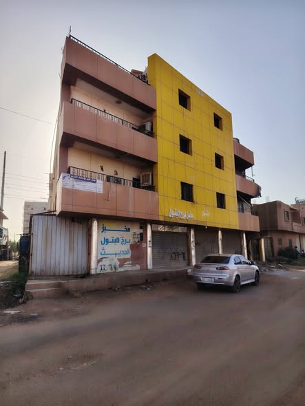 Building for sale — 2