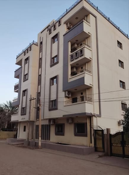 Building for sale — 2