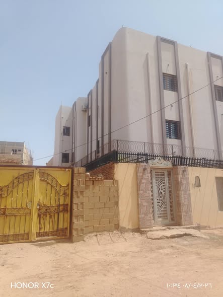 عمارة للبيع - الخرطوم - اللاماب بحر أبيض — 3
