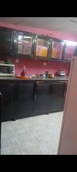 بيت للإيجار - ربك - السوق