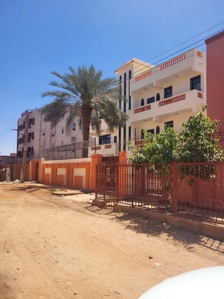 عمارة للبيع — 4