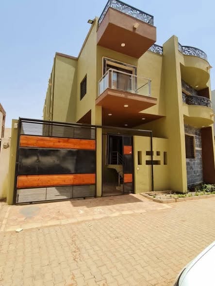 Building for sale — 5