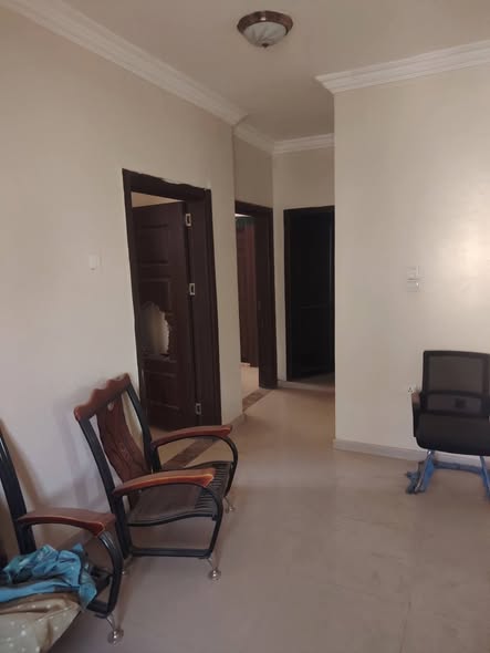 Building for sale — 4