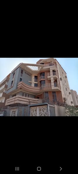 Building for sale — 4