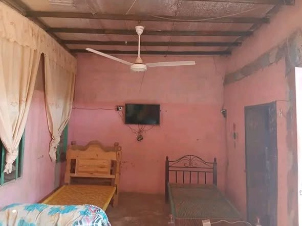 House for sale — 4