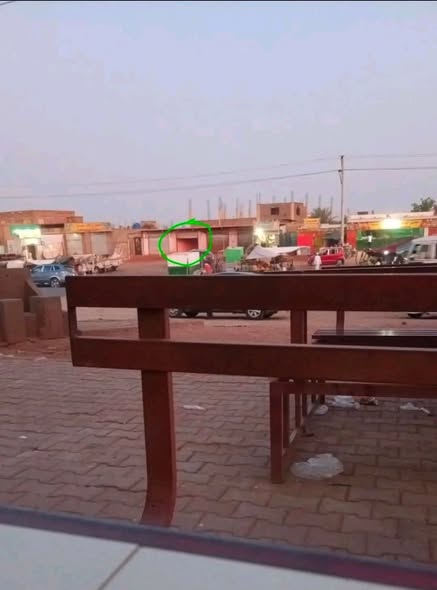 محل للإيجار - مدني — 4
