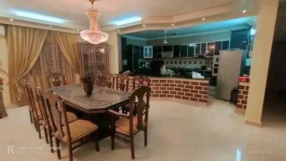 Building for sale — 3