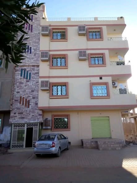 عمارة للبيع - بحري — 2