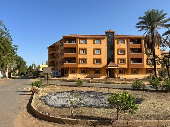 عمارة للبيع - الخرطوم - جاردن سيتي — 2