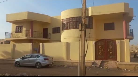 بيت للبيع - بحري — 2