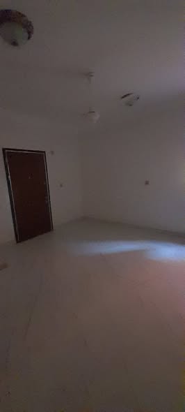 Building for sale — 2