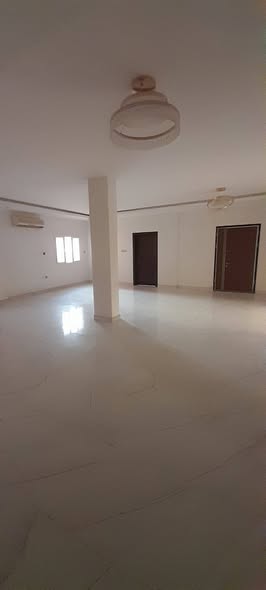 Building for sale — 4