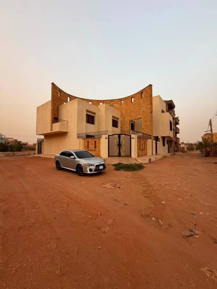 عمارة للبيع - بحري — 3