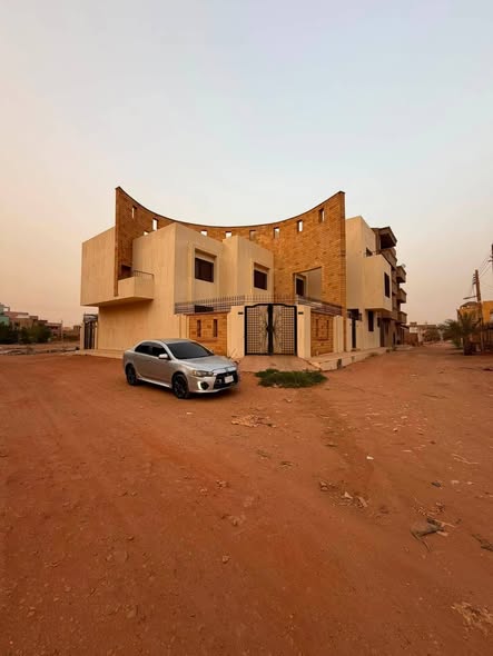 عمارة للبيع - بحري