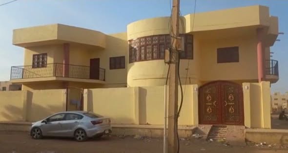 بيت للبيع - بحري