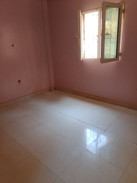 Building for sale — 4