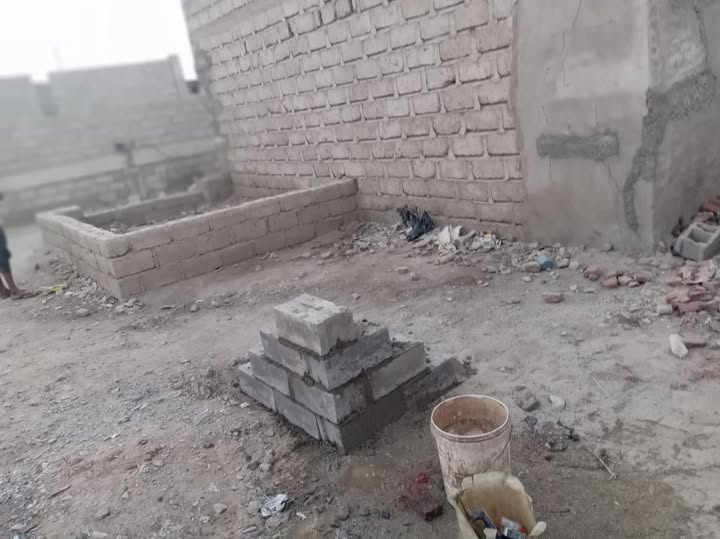 محل للبيع - بورتسودان - شقر
